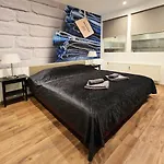 Planet Apartment